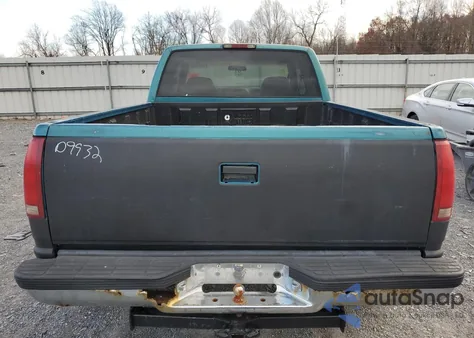 1997 Chevrolet Gmt-400 K1500 z USA, uszkodzony, nr VIN 1GCEK19R1VE247142